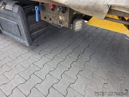 KRONE Gardine Lowliner, Joloda-Schienen, Hubdach