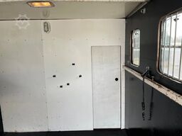 Iveco ML 75 Horsetruck 4 boxes