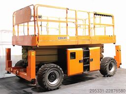 JLG 330 LRT