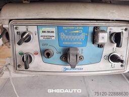 IVECO 60C15 FURGONE ISOTERMICO CON GRUPPO REFRIGIRANTE E SPONDA POSTERIORE CARICATRICE