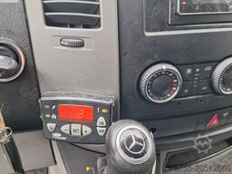 Mercedes-Benz Sprinter 319 Kühlkoffer Carrier 350 TÜV