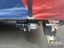 Schmitz Cargobull Curtainsider Mega