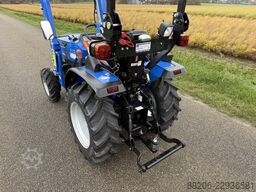 SOLIS minitractor NIEUW met frontlader / brede agribanden