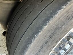 Schmitz Cargobull SCB S2 / Box Trailer / 2 axle Disk / NL Trailer...