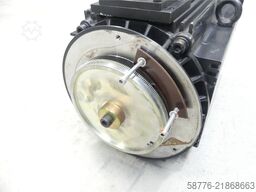 Indramat 2 AD 100B-B05OA1-AS01-B2N1 Motor ohne Encoder SN: 6697