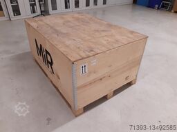 MiR MiR500 EU pallet lift