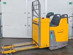 Jungheinrich ERE 225 2.5t/ 2021y/ 4431h
