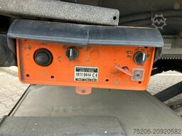 Krone Cool Liner SDR 27 eL4-S mit Ladebordwand