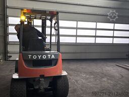Toyota 62-8FD18MAK