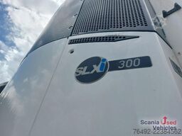 Schmitz Cargobull SCB D2 Tiefkühlkoffer TK SLXi 300