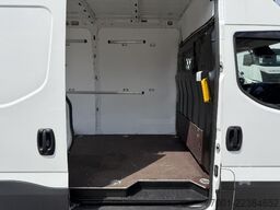 IVECO 35S16V Klima / DAB / PDC