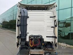 VOLVO FH 440 GLOBETROTTER XL 2x TANK DUTCH TRUCK