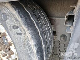 Schmitz Cargobull Curtainsider Mega