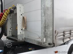 Schmitz Cargobull SCS 24 Liftachse P-Kasten Getränkezertifikat