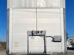 Schmitz Cargobull SCS 24/L-13.62 Curtainsider Edscha