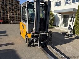 Jungheinrich EFG S30 4.7m/ 4v/ 5379h
