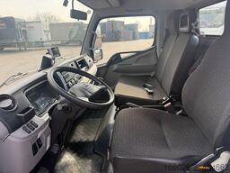 MITSUBISHI Fuso Canter 7C18 Maschinen Transporter 23.947 km