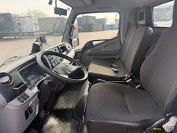 MITSUBISHI Fuso Canter 7C18 Maschinen Transporter 23.947 km