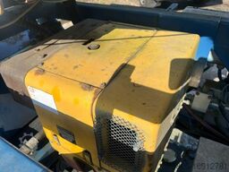 MERCEDES-BENZ 814 Dachdeckerkran Klaas 28-7 28Meter Fernbedien