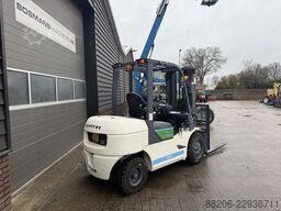 EUROTRAC FE30 ECO heftruck NIEUW met vorkenverspreider
