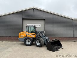 GIANT shovel of verreiker kopen ? LEASE 0,0 % rente ACTIE!
