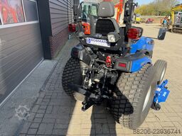 SOLIS 26 HST minitractor NIEUW met middenmaaidek