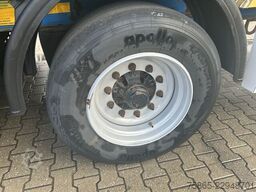 Krone Box Liner / Chassis + 45 Ft High Cube Container...
