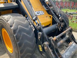 JCB 427 HT