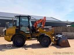 Caterpillar 908M - Quick Coupler / Automatic Greasing / For...