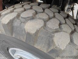 MAN L2000 4x4 10.220 + Army Shelter container