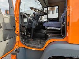 MAN L2000 4x4 10.220 + Army Shelter container
