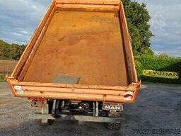 MAN L2000 4x4 10.220 + Army Shelter container