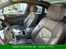 PORSCHE Macan Turbo 3,6L V6 PANO/BOSE/CARBON/ALCANTARA