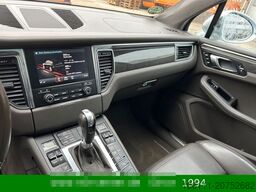 PORSCHE Macan Turbo 3,6L V6 PANO/BOSE/CARBON/ALCANTARA