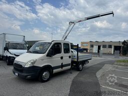 IVECO DAILY 35S11 DOKA CASSONE + GRU