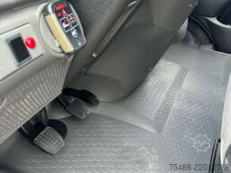 IVECO DAILY 35S11 DOKA CASSONE + GRU