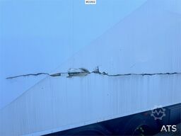 HFR box semi-trailer with refrigeration/freezer unit