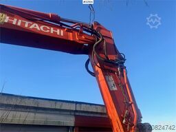 Hitachi ZX225USRLC-3 crawler excavator with rototilt and 2