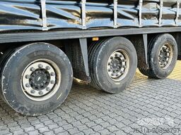 Schmitz Cargobull Curtainsider Mega Getränke