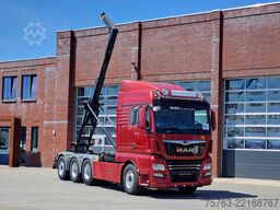 MAN TGX 35.500 8x4*4 - Hyva Hooklift - Custom inter...