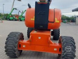 JLG 800AJ
