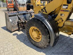 Caterpillar 906M Radlader 55 kW 5600 kg