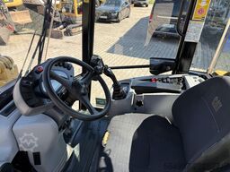 Caterpillar 906M Radlader 55 kW 5600 kg