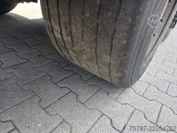 KRONE Gardine Lowliner, Joloda-Schienen, Hubdach