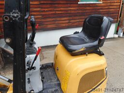 Caterpillar 300.9D mit SW + 3 Löffel