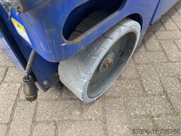 Haulotte Compact 14 Hoogwerker Schaarhoogwerker