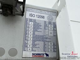 Schmitz Cargobull SCHMITZ SCB*3B LIFT AXLE BOX TRAILER