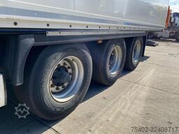 Krone N/A SD / Closed Box / Dhollandia / 1x Lift Axle