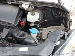 VOLKSWAGEN Crafter 2.5 TDI 23-Sitze