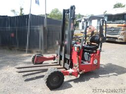 MOFFETT M 4 25.3/ 880 Std. ALLRAD !!
